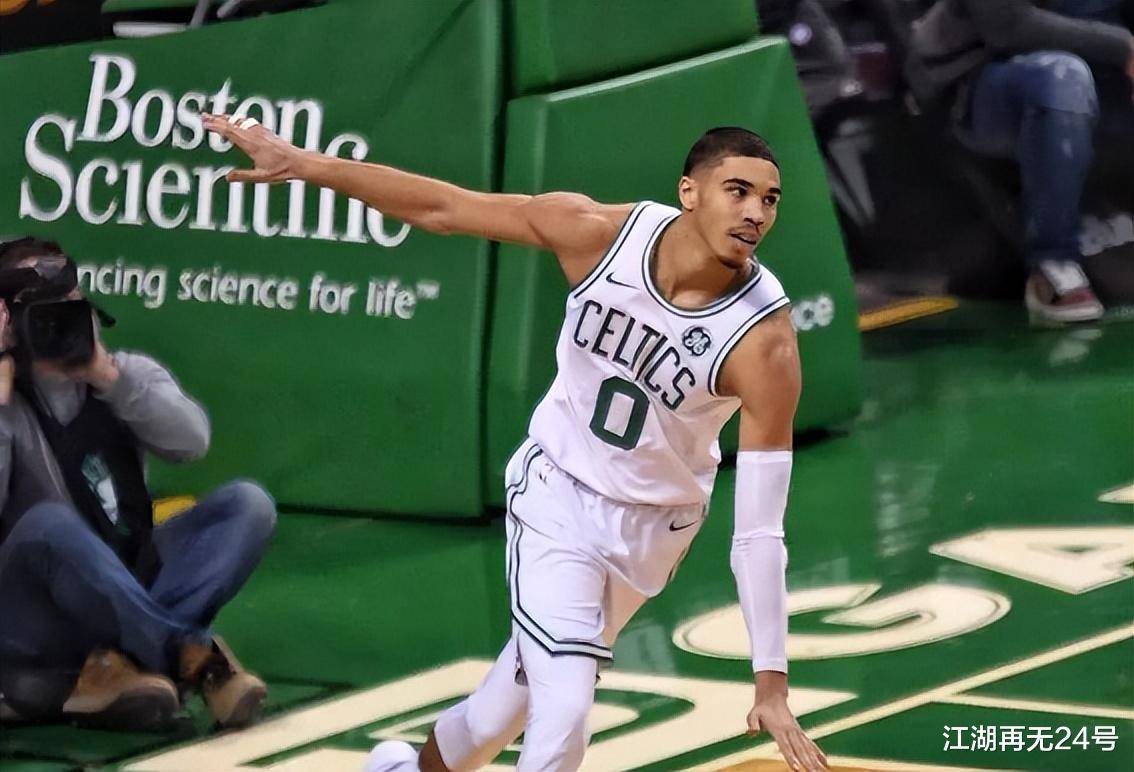 关于塔图姆连续五场比赛得分超过大比分获胜,TES不断突破!的信息 关于塔图姆连续五场比赛得分超过大比分获胜,TES不断突破!的信息