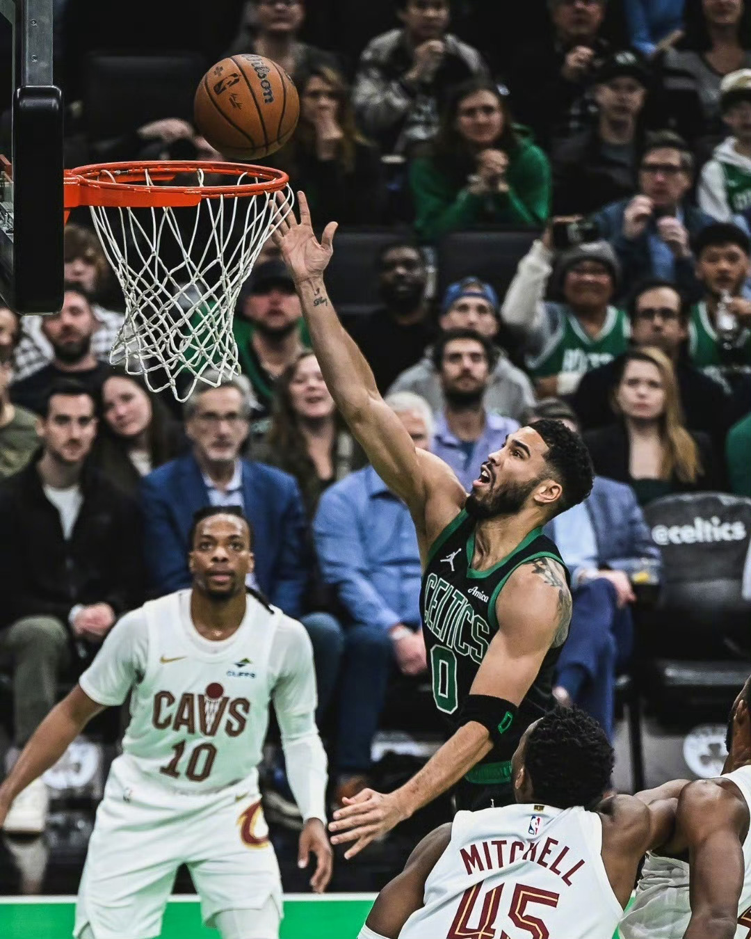 关键时刻波士顿凯尔特人单刀错失：全明星赛节点到来，目标明确，阵容厚度经受考验的简单介绍