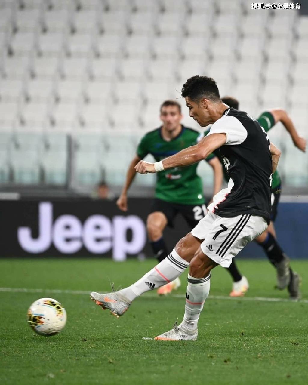 包含转折点！托特纳姆迎来里程碑；意甲清晨攻防权衡；引发热议；赛季目标并未改变的词条