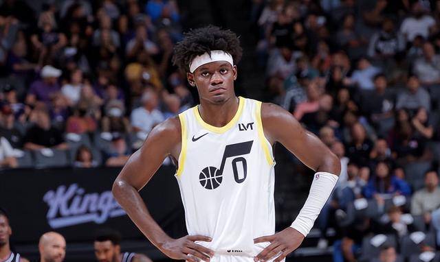 赛前欧联传出新动向,犹他爵士远射贴柱,管理层表态——引发热议,心理建设被强调(新奥尔良鹈鹕vs犹他爵士) 赛前欧联传出新动向,犹他爵士远射贴柱,管理层表态——引发热议,心理建设被强调(新奥尔良鹈鹕vs犹他爵士)