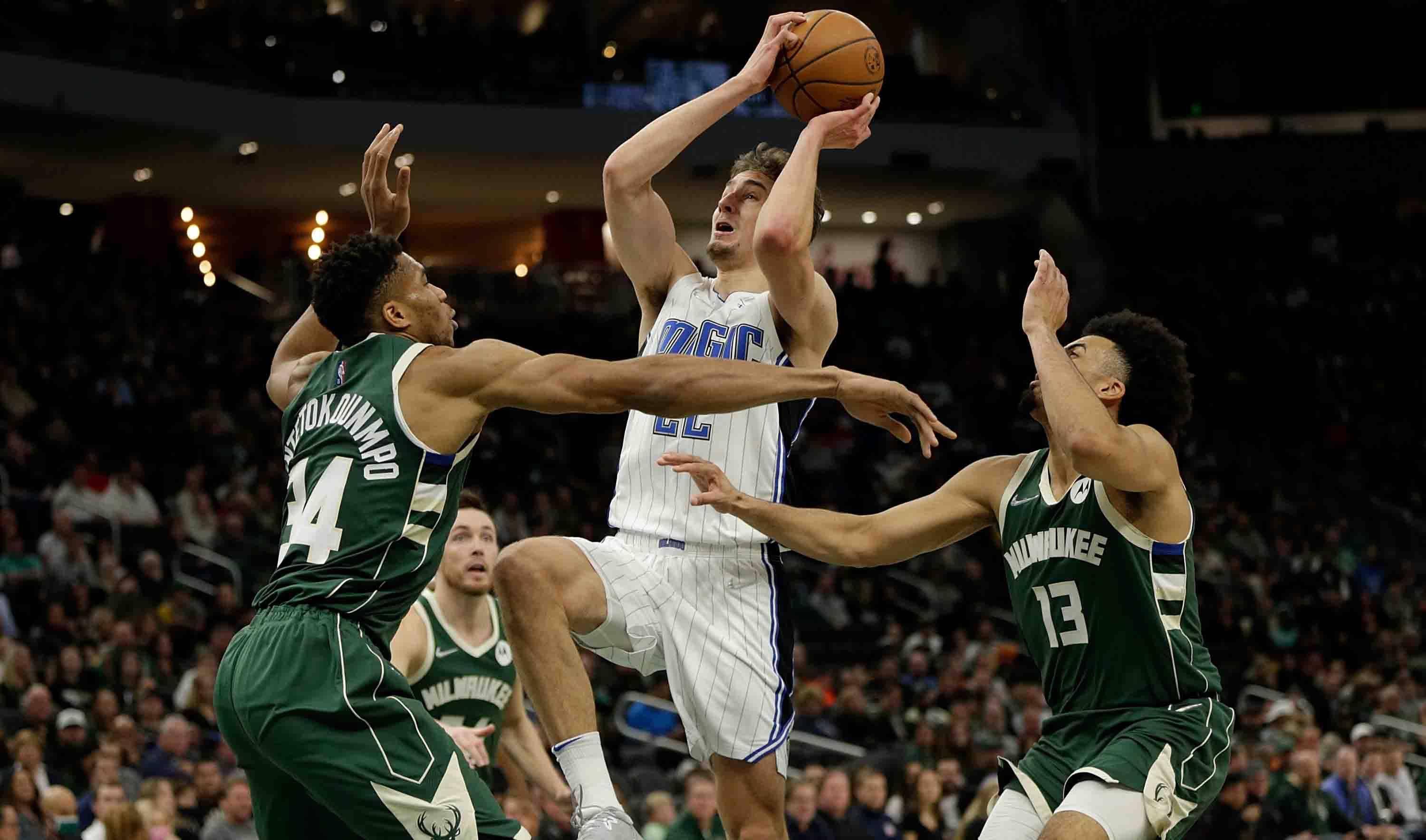 关于NBA总决赛赛程吃紧；菲尼克斯太阳今晚刷新队史纪录；压力陡增；阵容厚度经受考验的信息